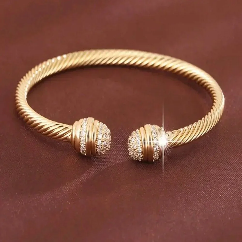 Fashionable Women's Elegant Open Cable Rope Bracelet W